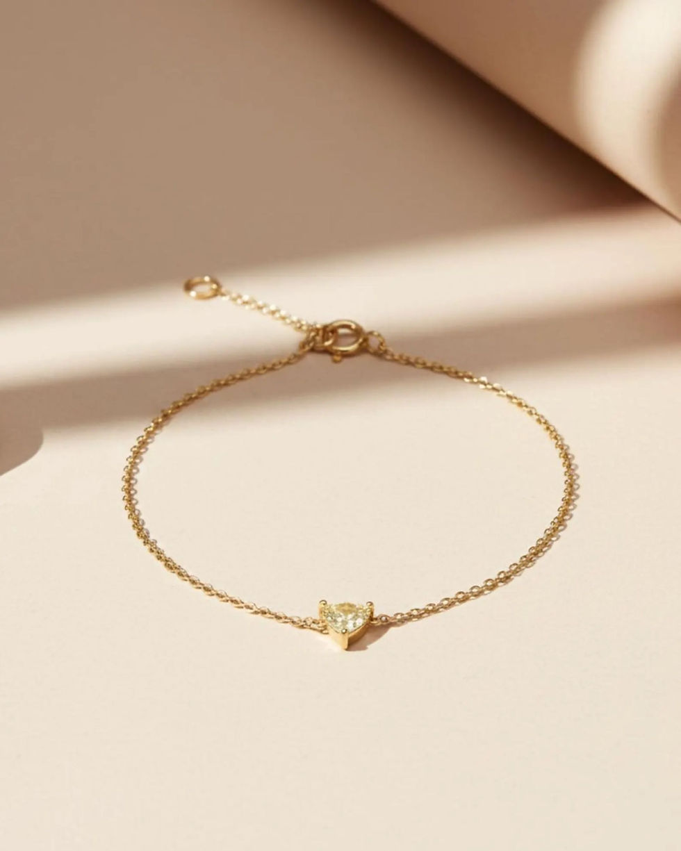 Thumbnail: lightweight diamond bracelet