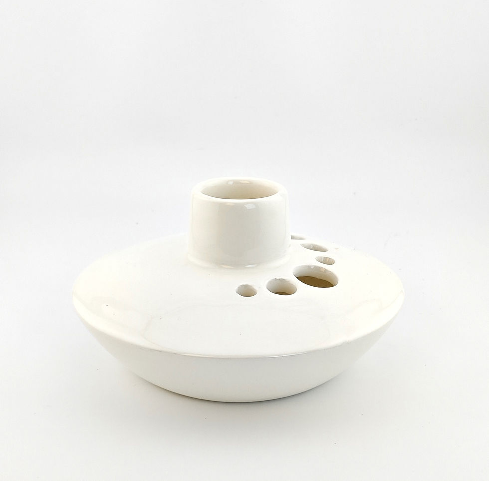 תמונה ממוזערת: ואזה לסידור פרחים - עם פיה