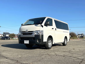 ハイエース200系のカーフィルム施工