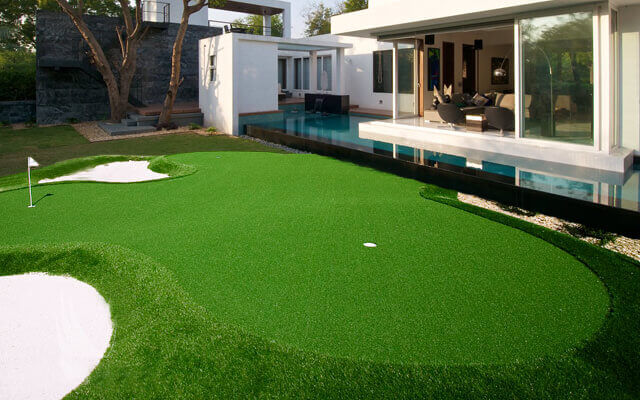 Putting-Green-Turf-Ideas.jpeg
