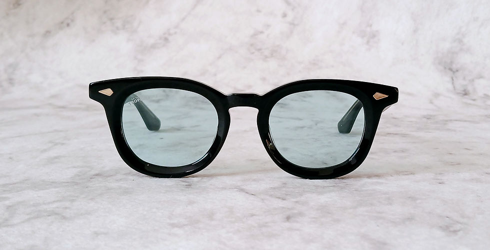 Thumbnail: Lunettes tropeziennes Christian