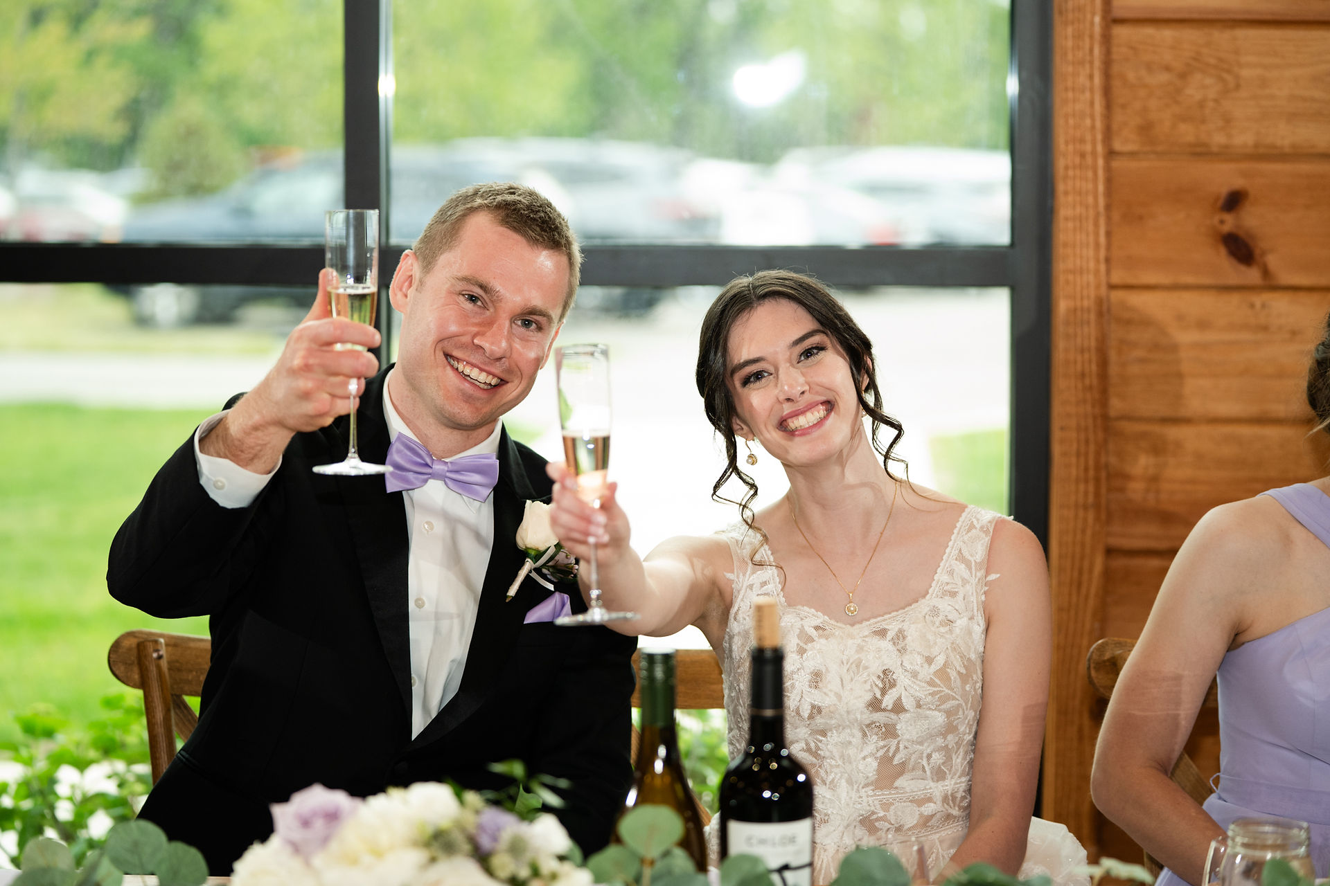The Barn at Timber Pointe Mundelein Wedding Photographer