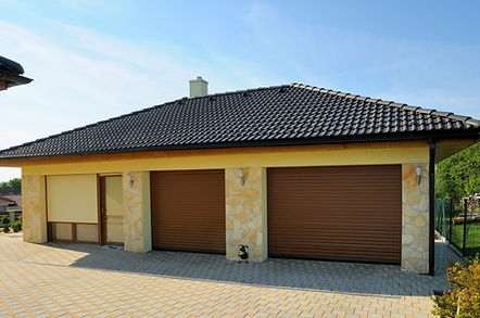 Rolltor_High-Line_Holzoptik.jpg