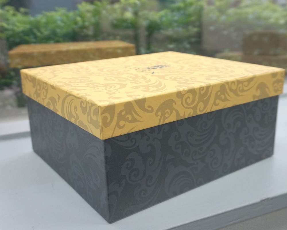 COLOR BOX