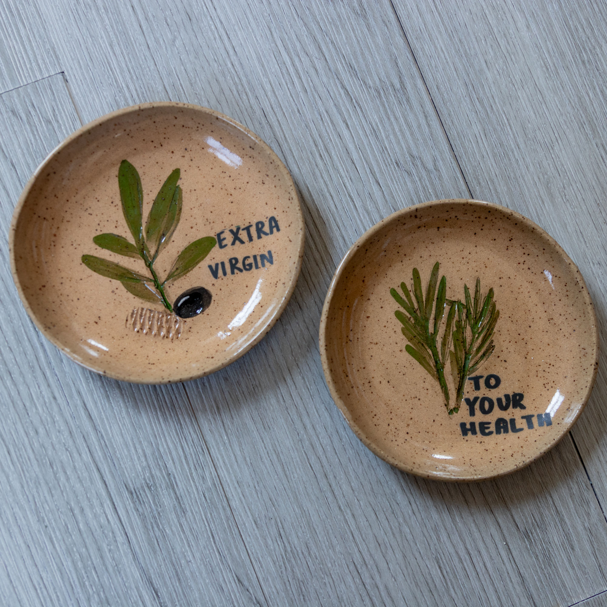 Olive Olive | Garlic Grating Dishes