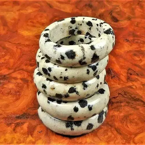 Thumbnail: Dalmatian Ring