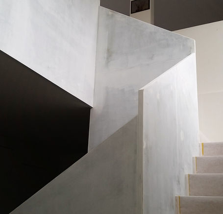 Treppengeländer grundieren