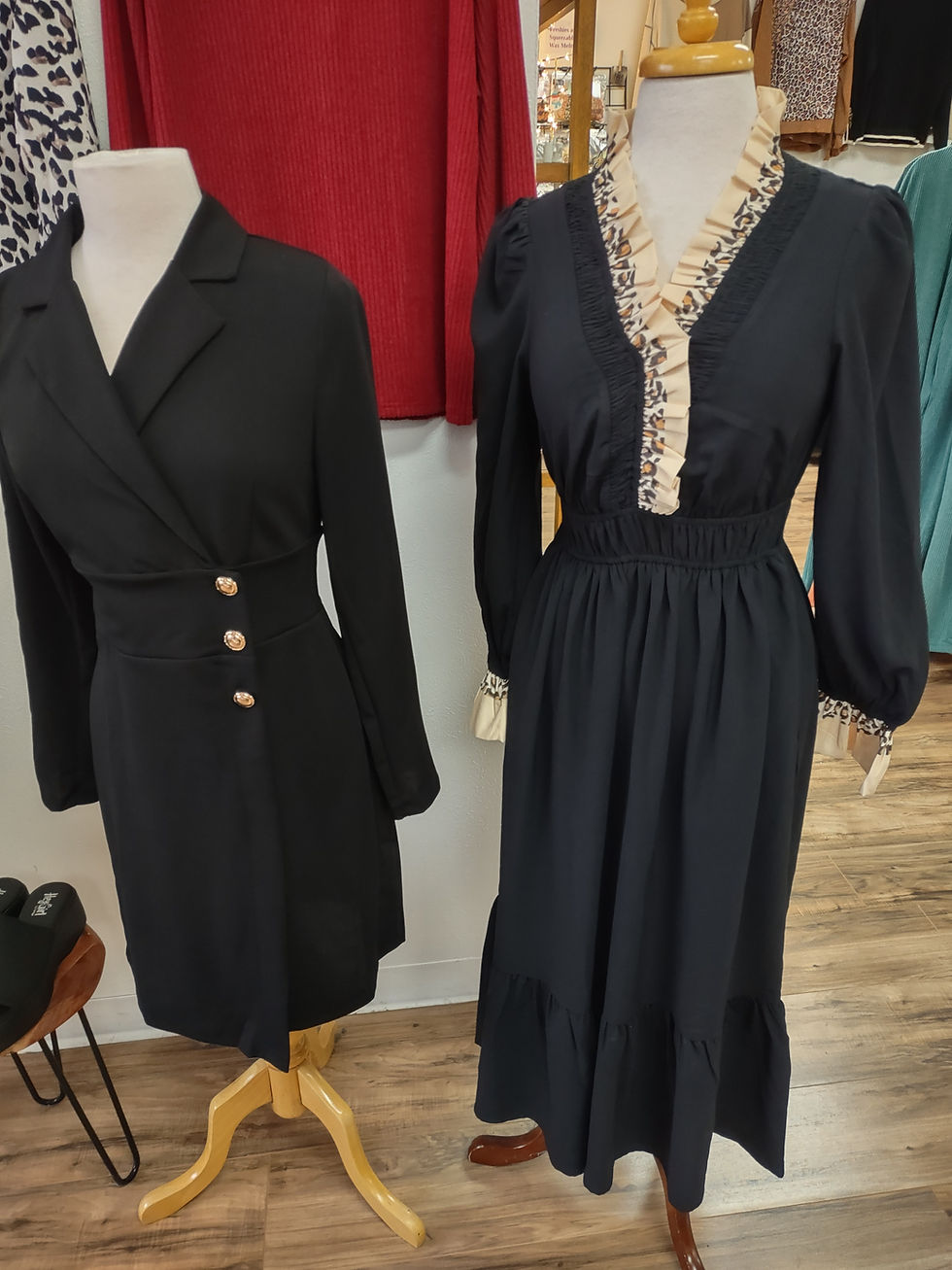 Thumbnail: Black Leopard Maxi Dress