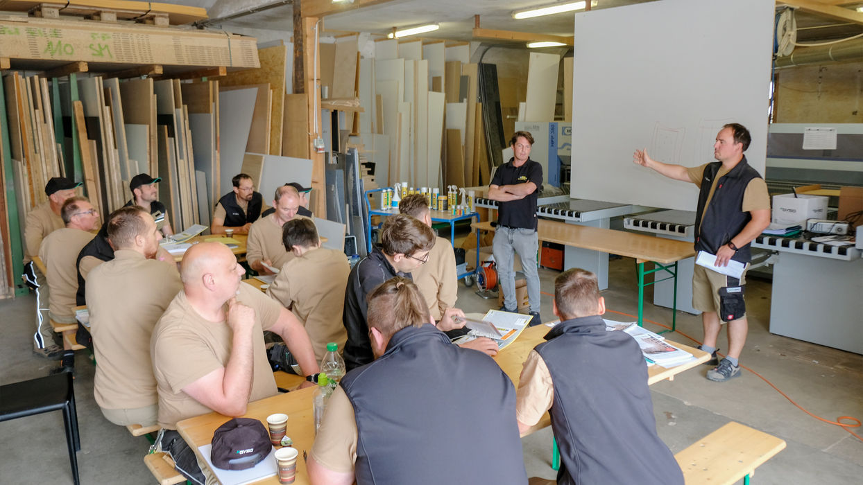 © Copyright Dettli + Sahli AG