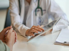 Baixas por doença de até três dias: como pedir no SNS 24