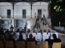 Mais uma sessão do "Salvé a língua de Camões"