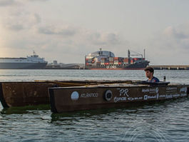 Barco solar de alunos da FEUP partiu de Leixões para viagem pioneira de 800 quilómetros