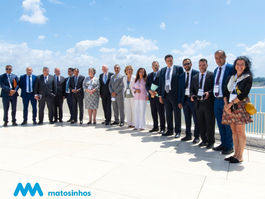 Localizar a ação pelo oceano