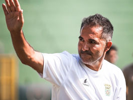 Leça FC rescinde contrato com treinador Carlos Pinto