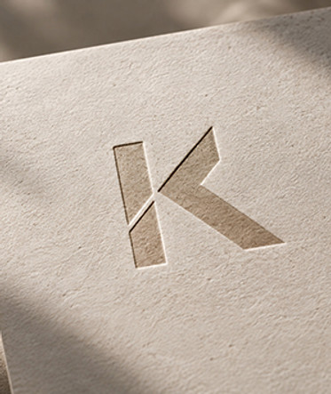 CORdesign_Branding_Bau_Kronenbau_Logo_Tiefprägung.jpg