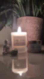 Large eucalyptus and garden mint candle in use