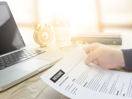 What to Look for When Choosing Top-Tier Professional Resume Writers