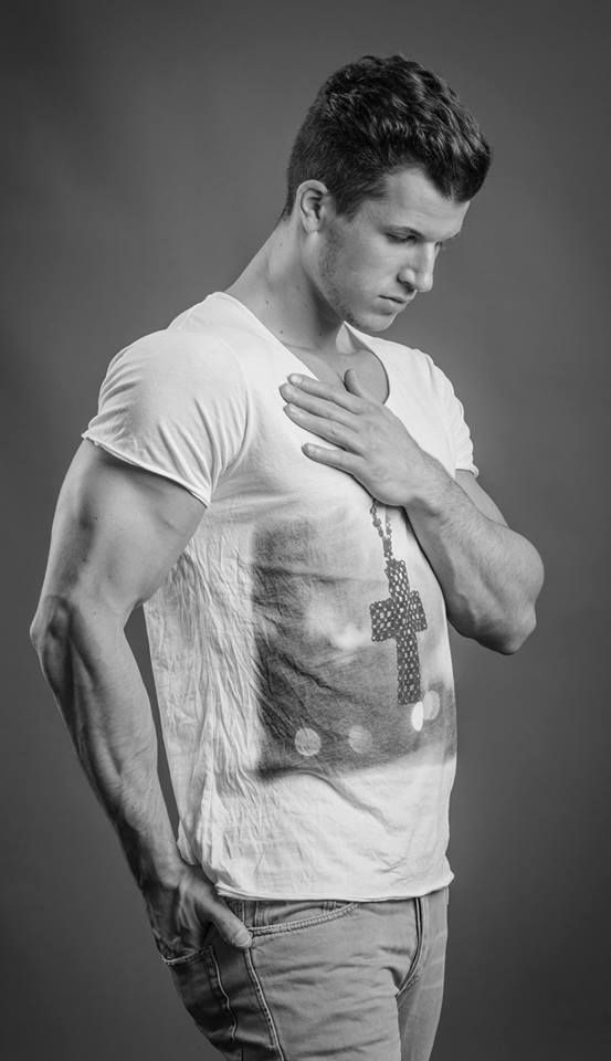 André 01-06
