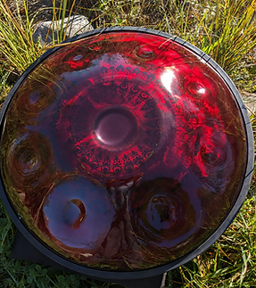 LUNA Handpan - Red-Moon (2).png