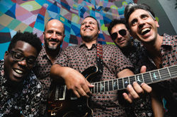 Kombi-A Train 2022-22.jpg