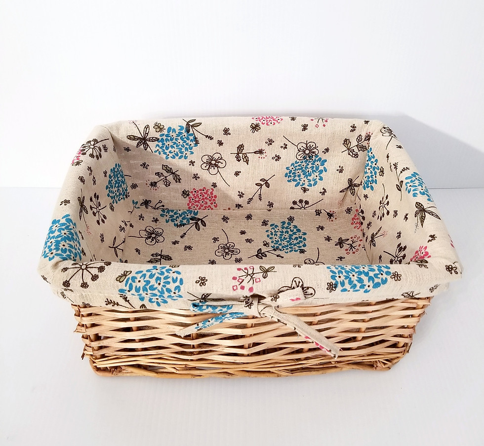 Thumbnail: Natural Willow Basket with Liner 13.75"