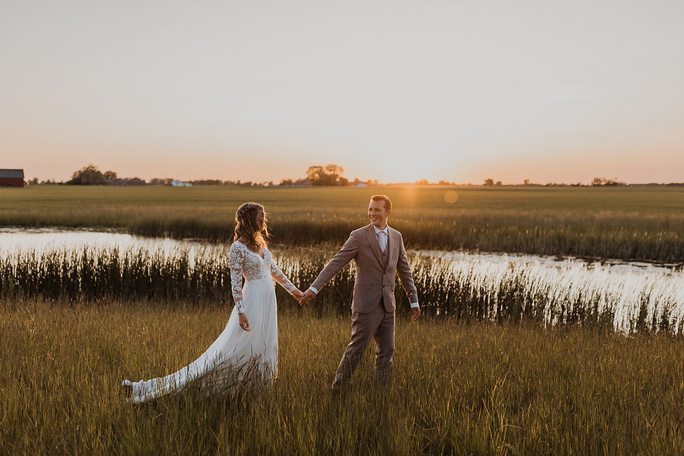 LANTLIGT BRÖLLOP MED UTOMHUSVIGSEL PÅ NYGÅRD I SKÅNE