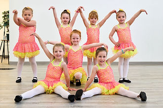 2022 Creative Dance 2.jpg