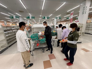 おやつ買い出し