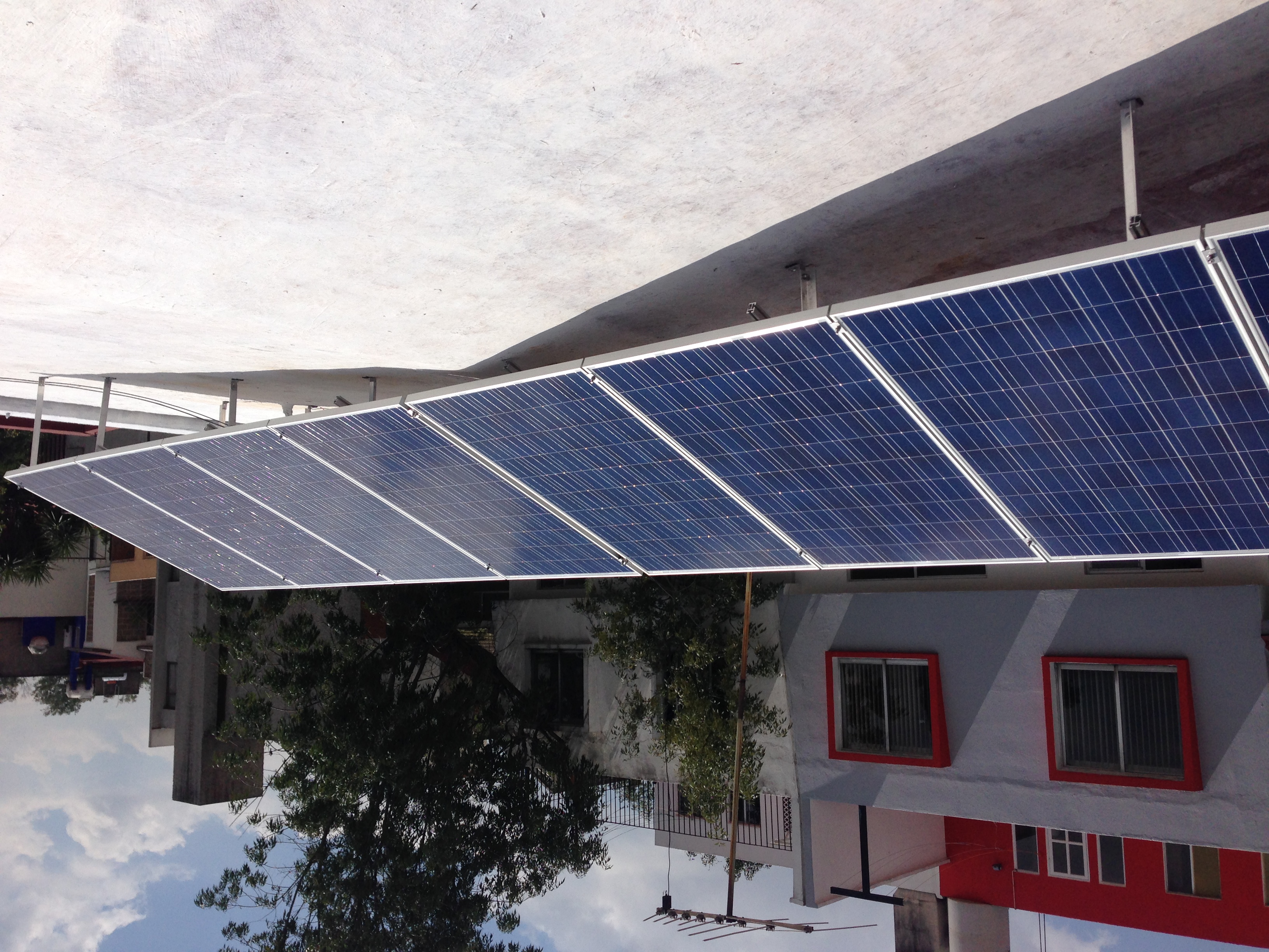 Sistema Fotovoltaico 2 KWp