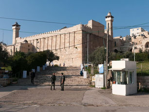 Machpela nơi chôn cất của Áp-ra-ham, Y-sác, Gia-cốp