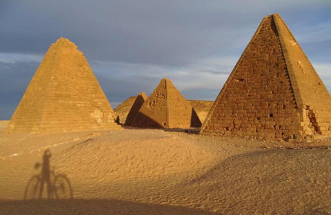 Sudan NO Karima Jebel Barkal and pyramids-037bw.jpg