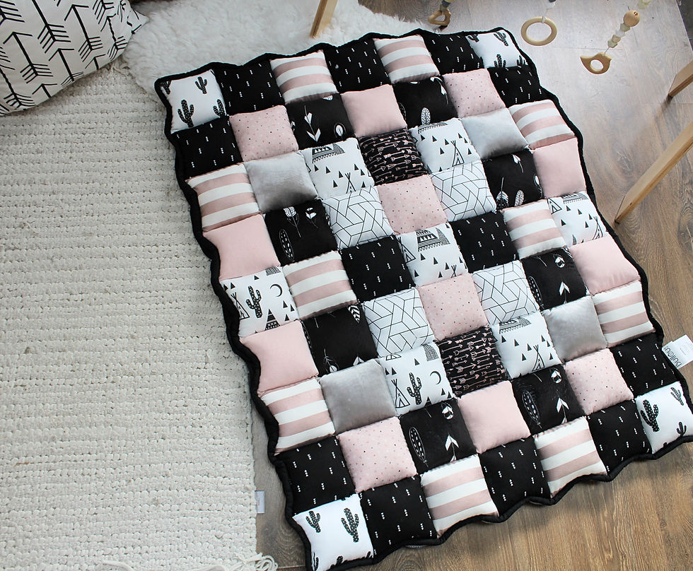 Thumbnail: Tipis et cactus noir et rose II