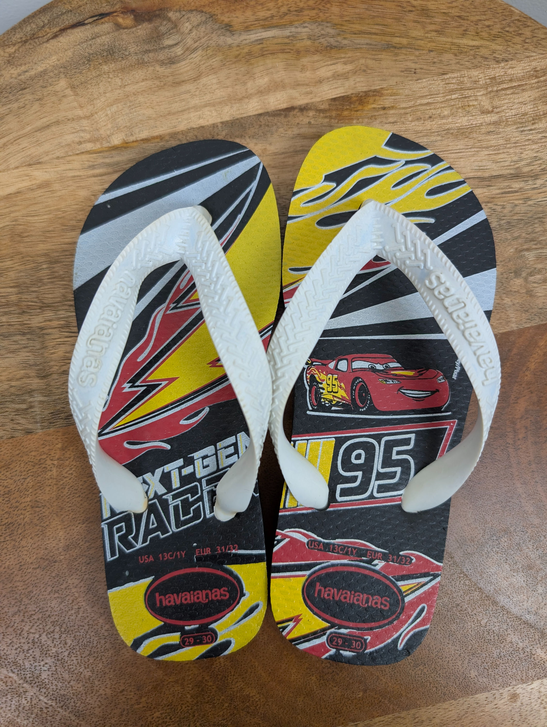Lightning McQueen Flip Flops | Havaianas Size 13/1Y