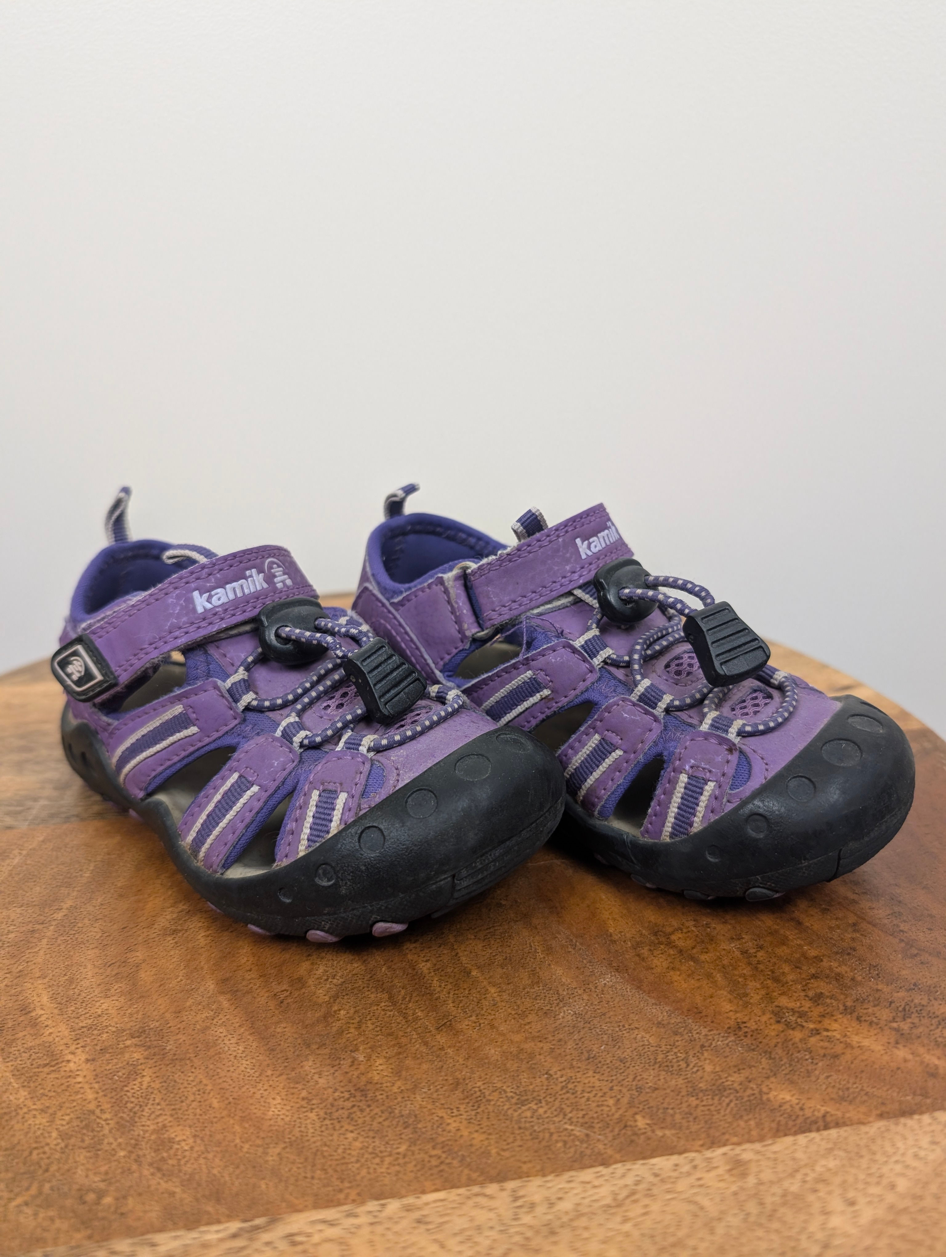 Purple Crab Close Toed Sandals | Kamik Size 9