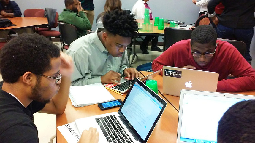 1_blackmencode-reddingrucker_computer-ed