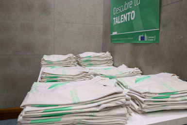 Mesa redonda - Orienta't-17.jpg