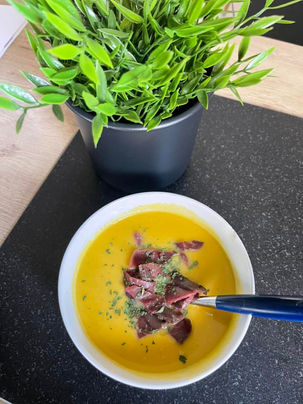 Velouté de butternut, émincés de magret de canard aux poivres au Thermomix TM6