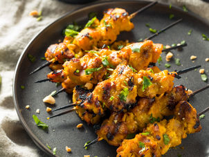 Découvrez une Explosion de Saveurs avec les Brochettes de Poulet au Satay
