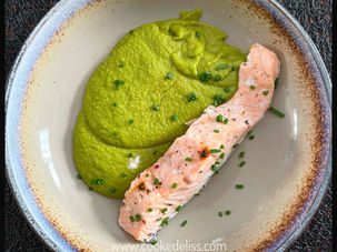 saumon vapeur et purée de petits pois