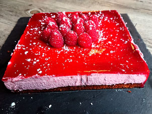 Recette facile du Bavarois à la mousse framboise et glaçage miroir
