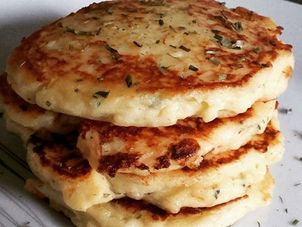 Pancakes rapides à la purée et mozzarrella