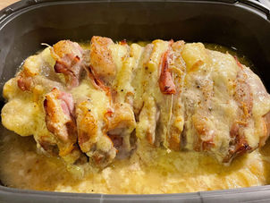 Roti de porc Orloff au bacon et raclette et sa cuisson au four dans la cocotte ultra pro Tupperware