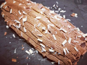 Roulé de crêpes à la chantilly au chocolat
