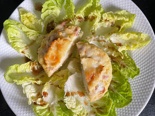 quiche sans pâte brocoli chou fleur jambon chèvre et salade sucrine