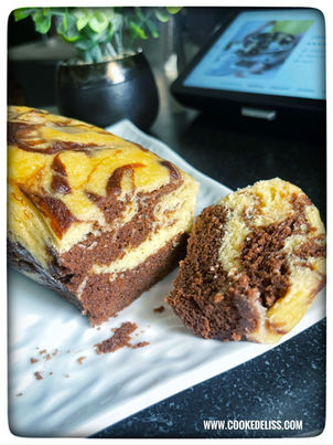 Tranche de gâteau marbré vapeur moelleux, façon cake Savane maison