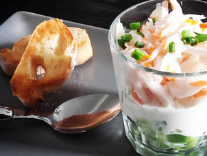 Verrine légère concombre crabe et fromage frais