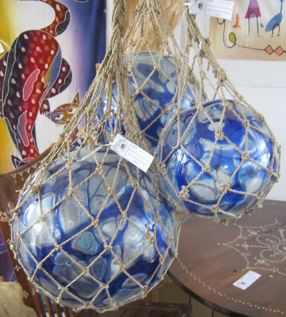 AGD-+05+blue+glass+spheres+in+netting+(3)