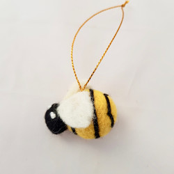 Bumble bee tree hanging £3.00