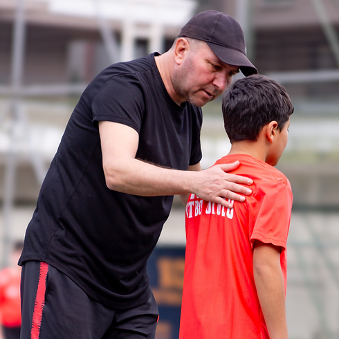 Koz Futbol Okulu Antrenör