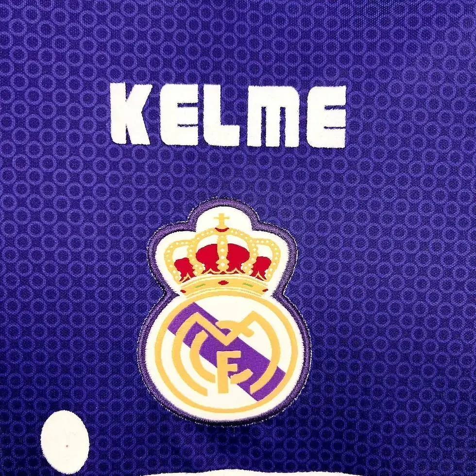 Thumbnail: Real Madrid away 1997/1998